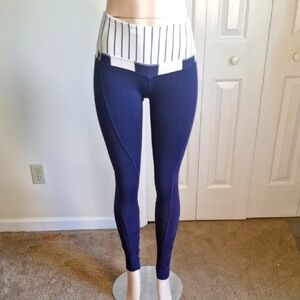 Lululemon Run Spirit Tights - Navy & White Stripe Waistband - Size 4